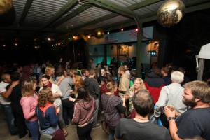 988677_10151812894213210_1681089401_n